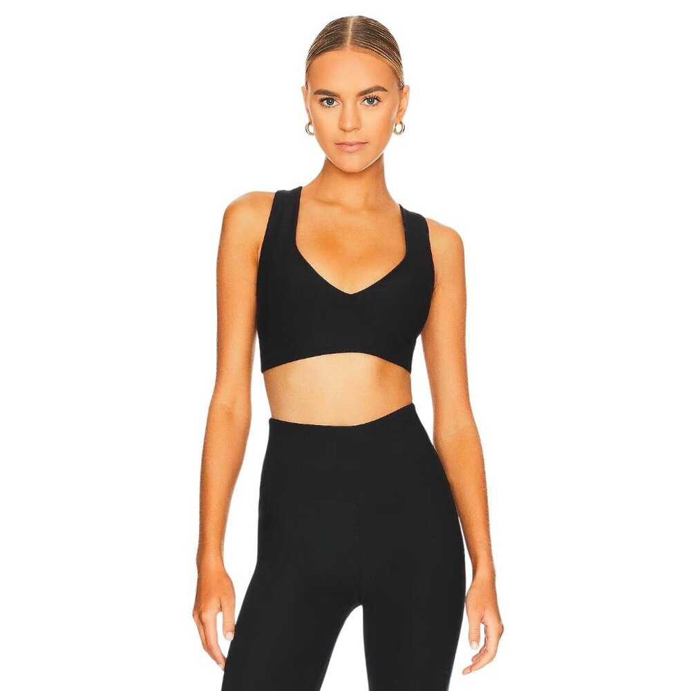 YEAR OF OURS Stretch Sculpt Sports Bra in Black Medium New Womens Cropped top